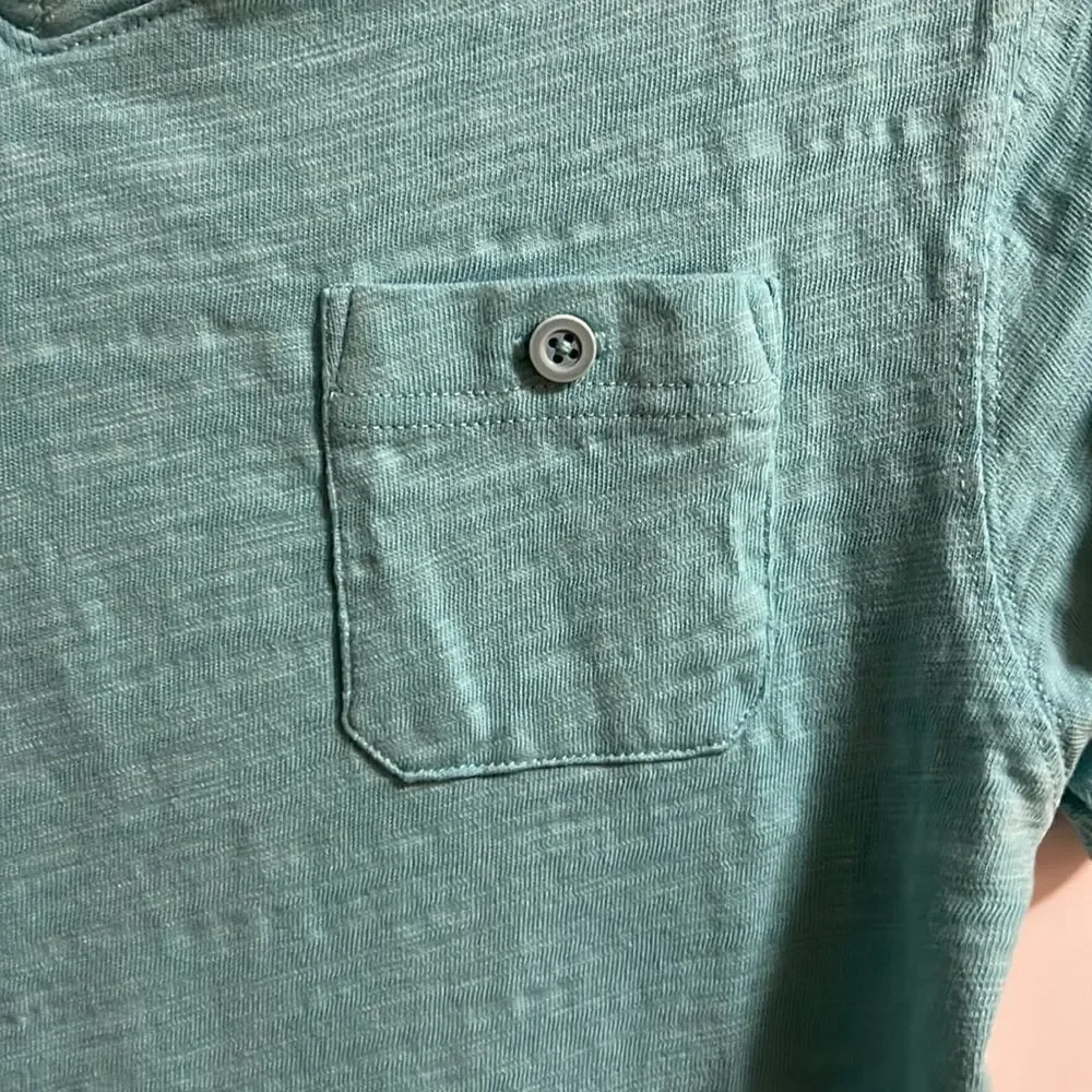 Gymboree boys size 10 teal/aqua pocket tshirt.